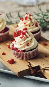 Red Velvet Cupcakes mit Frischkäsecreme